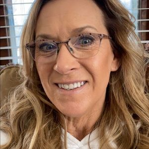 Meet your Posher, Lynn